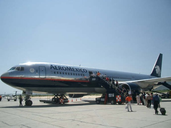 Avión De Aeroméxico