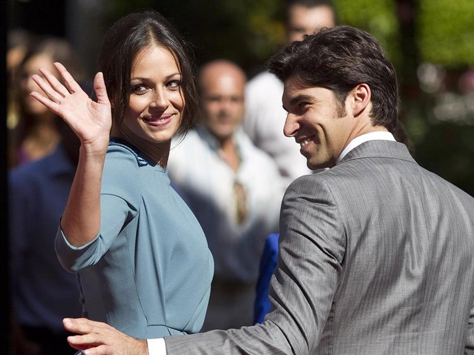 EVA GONZÁLEZ Y CAYETANO RIVERA