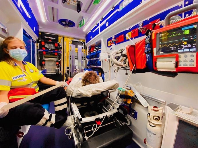 Laura Balanza, titulada por la UCAM, premiada por el mejor expediente del país en Enfermería