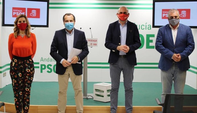 Los cuatro parlamentarios andaluces por Málaga del PSOE, Beatriz Rubiño, José Luis Ruiz Espejo, Francisco Conejo y Javier Carnero, valoran los presupuestos de la Junta de 2021