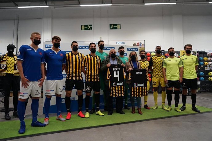 Presentación de la equipación dedl Barakaldo C.F. 2020/21