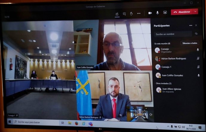 Juan Cofiño y Adrián Barbón asisten al Consejo de Gobierno de forma telemática