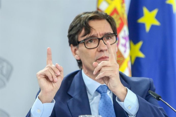 El ministro de Sanidad, Salvador Illa; interviene durante una rueda de prensa tras la celebración del Consejo Interterritorial en el Complejo de Moncloa, en Madrid, (España), a 4 de noviembre de 2020.
