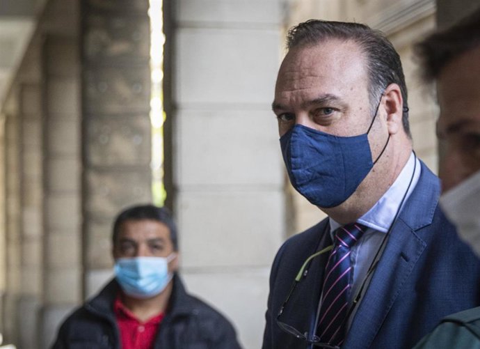 El expresidente de Isofotón Ángel Luis Serrano Serrano