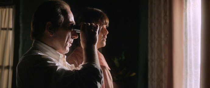 Escena de La trinchera infinita, de Netflix