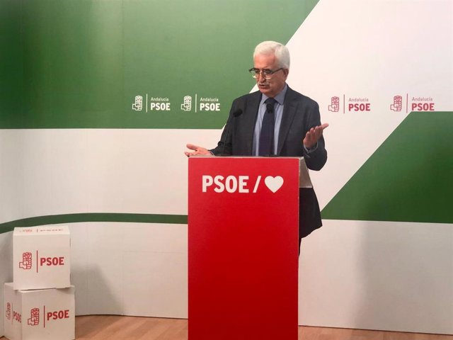 Jiménez Barrios en rueda de prensa