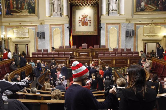 Los ciudadanos visitan el Congreso en la jornada de puertas abiertas