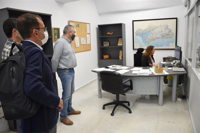 Visita al centro operativo regional (COR) del Infoca en Sevilla