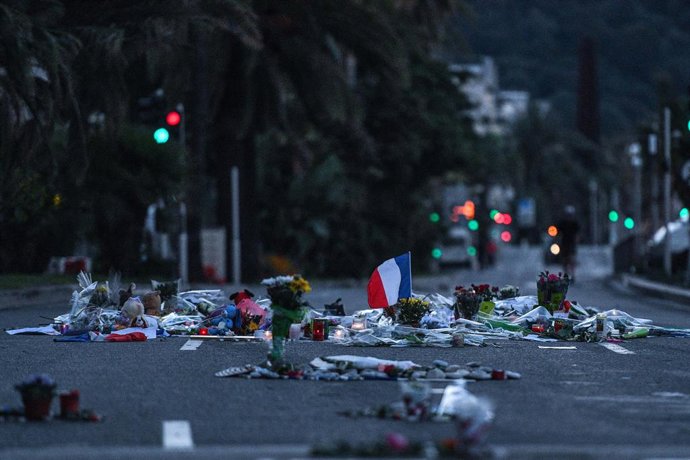 Homenatge a les víctimes de l'atemptat niard