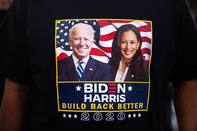 Una camiseta de la campaña de Joe Biden y Kamala Harris