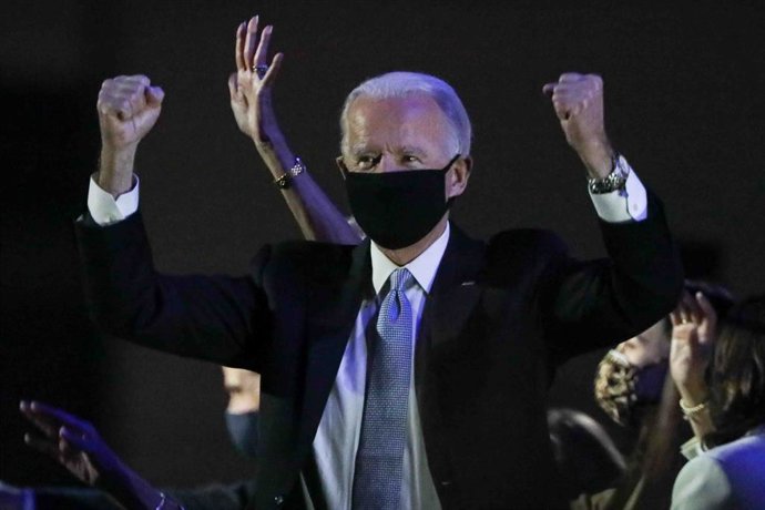 07 November 2020, US, Wilmington: USpresident-elect Joe Biden greets his supporters during a ceremony at Chase Center after defeating incumbent President Donald Trump to become the US 46th president. Photo: Saquan Stimpson/ZUMA Wire/dpa