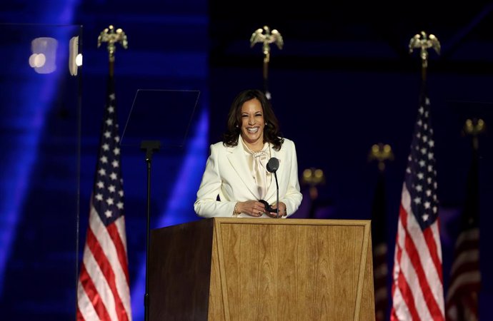 La vicepresidenta electa dels Estats Units, Kamala Harris, en el seu primer discurs després que els mitjans confirmessin la victria dels demcrates en les eleccions.