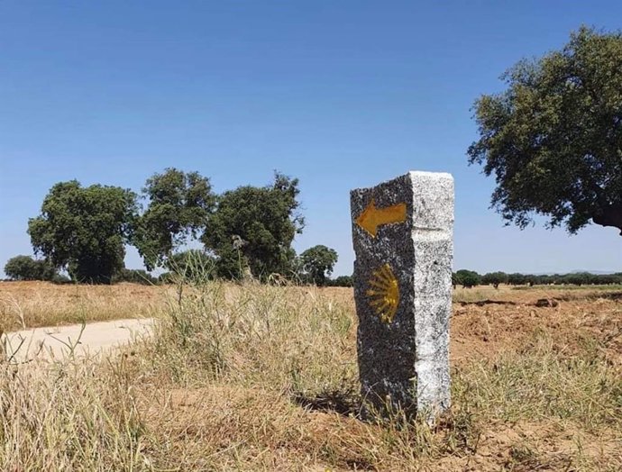 Hito del Camino Mozárabe a Santiago en la comarca cordobesa de Los Pedroches.