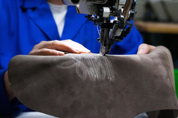 Fabricación de calzado en Valverde del Camino.