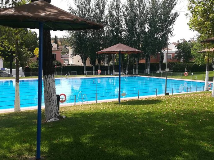 Foto de archivo de una piscina