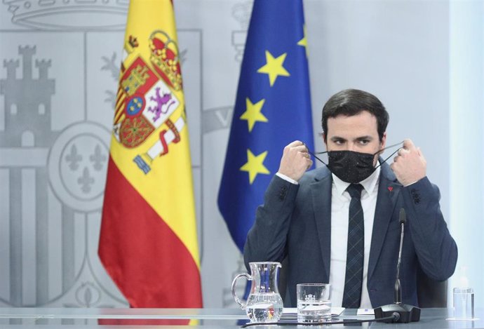 El ministro de Consumo, comparece en rueda de prensa posterior al Consejo de Ministros en Moncloa, Madrid (España), a 3 de noviembre de 2020.