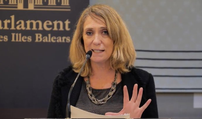 La portavoz de El PI en el Parlament, Lina Pons.