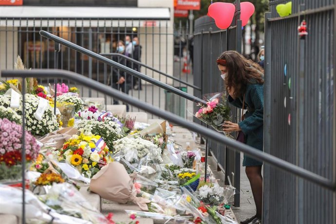 Homenaje a las víctimas del atentado en una basílica de Niza