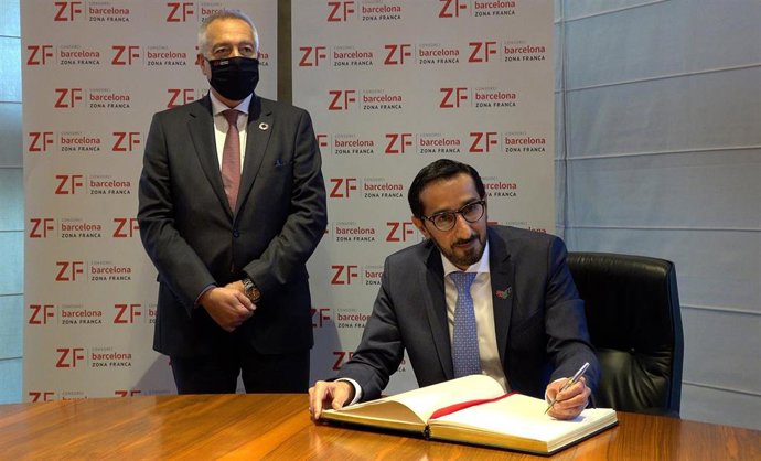 El cónsul general de los Emiratos Árabes Unidos visita la sede del Consorcio de la Zona Franca de Barcelona