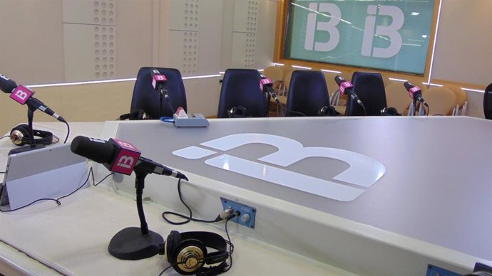 Un estudio de IB3 Rdio.