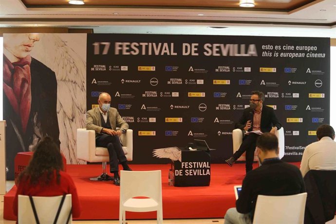 Muñoz y Cienfuegos, en una rueda de prensa del Festival