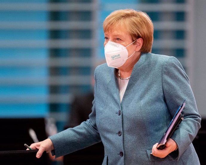 Angela Merkel llegando a una reunión del Gobierno en la sede de la Cancillería, en Berlín