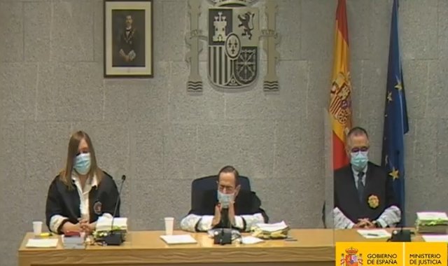 La Audiencia Nacional comienza a juzgar a los tres acusados de formar parte de la célula yihadista que atentó en Cataluña el 17 de agosto de 2017 y que dejó 16 fallecidos y cientos de heridos en las calles de Barcelona y Cambrils (Tarragona).