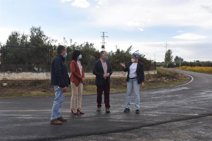Visita a la carretera GR-V-1121, que comunica los municipios granadinos de Chauchina y Chimeneas, para supervisar las últimas obras efectuadas.
