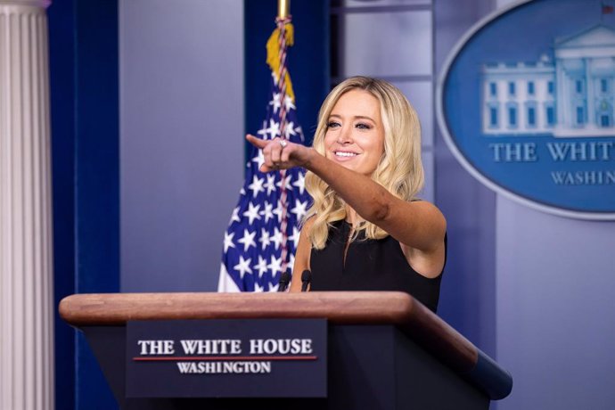 HANDOUT - 22 September 2020, US, Washington: White House Press Secretary Kayleigh McEnany speaks during a press conference at he James S. Brady Press Briefing Room of the White House. Photo: Randy Florendo/The White House /dpa - ATTENTION: editorial use