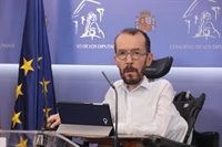 Echenique dice que es normal que figure como apoderado de cuentas en Podemos y carga contra la "basura falsa" de Neurona