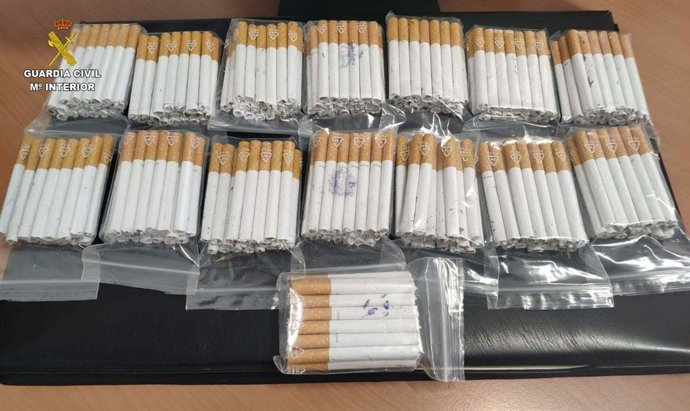 Tabaco de contrabando intervenido a la Guardia Civil.