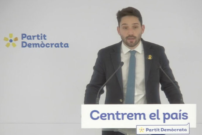 El diputat gironí, Sergi Miquel, durant una roda de premsa a la seu del PDeCAT el 10 de novembre de 2020 (Horitzontal)