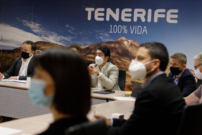El presidente del Cabildo de Tenerife, Pedro Martín