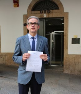 José Manuel Díaz Barreiros formaliza su candidatura a la presidencia de la CEG