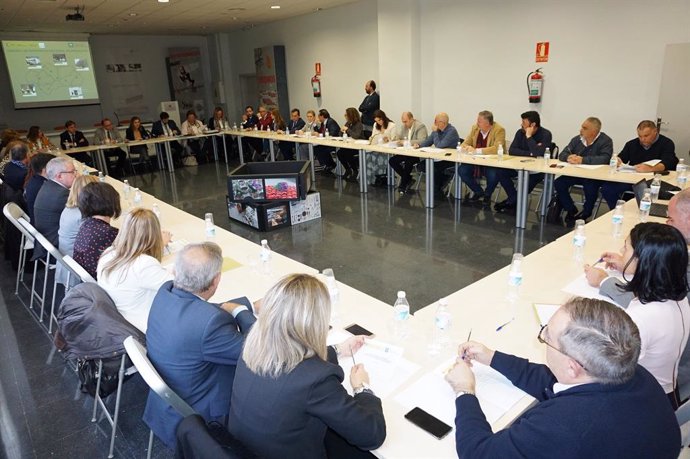 La consejera de Empleo, Rocío Blanco, presidiendo la reunión de creación de los Consejos Sociales de los Centros de Referencia Nacionales de Andalucía celebrada en diciembre del pasado año en Córdoba