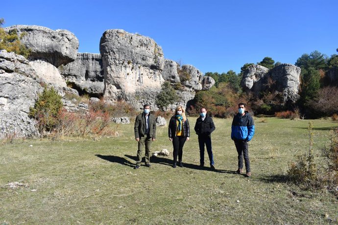 El Gobierno regional y el Ayuntamiento de Las Majadas colaborarán en la puesta en marcha de acciones que den a conocer la ruta de Los Callejones