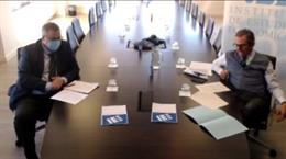 Presentación del IEE con Iñigo Fernández de Mesa y Gregorio Izquierdo.