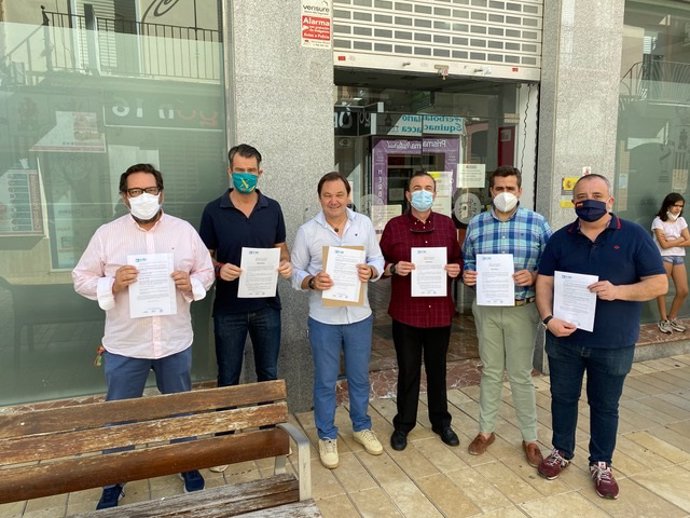 Miembros de la Asociación Provincial de Empresarios de Hostelería de Huelva (APEHH) en una imagen de archivo.