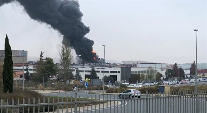 Incendio en una empresa química de Oyón (Álava)
