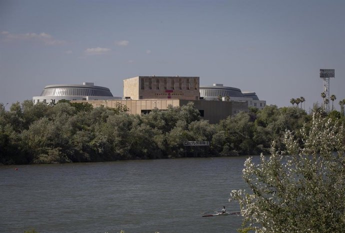 Fachada del Teatro Central. En Sevilla, (Andalucía, España), a 05 de junio de 2020.