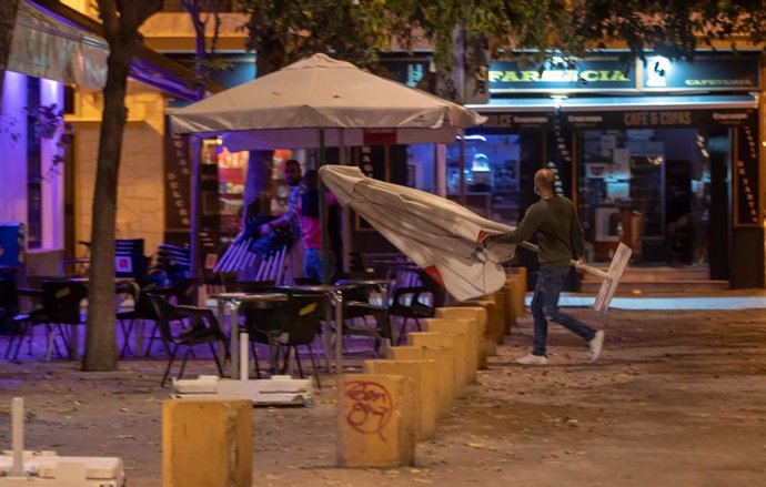 Cierre de bares en Sevilla 