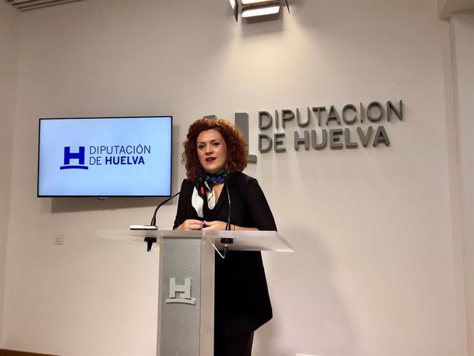 La vicepresidenta de la Diputación de Huelva, María Eugenia Limón.