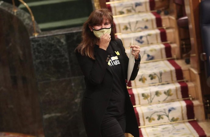 La portavoz de JxCat en el Congreso, Laura Borrs, durante una sesión plenaria en el Congreso de los Diputados, en Madrid, (España), a 28 de octubre de 2020.