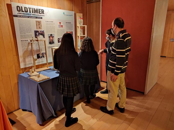 Bankia Y Fundación Caja Rioja Recogen En Una Exposición Los 20 Proyectos Científicos Presentados En El Marco De Divulgaciencia