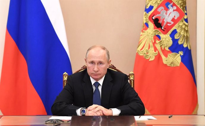Vladimir Putin, en una reunión por videoconferencia con los miembros permanentes del Consejo de Seguridad