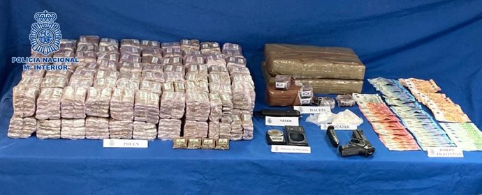 Droga y dinero incautado