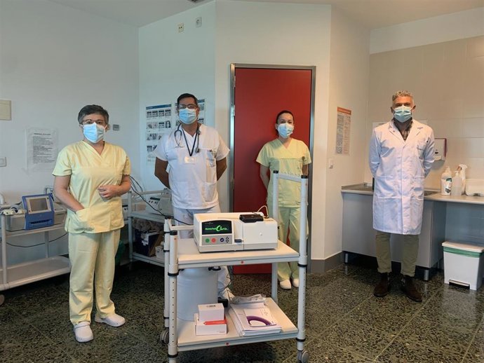 (De Izquieda A Derecha) Susana Velo, Rafael Alonso, Rocío Rey Y Cándido Díaz Del Servicio De Nefrología Del CHUS.