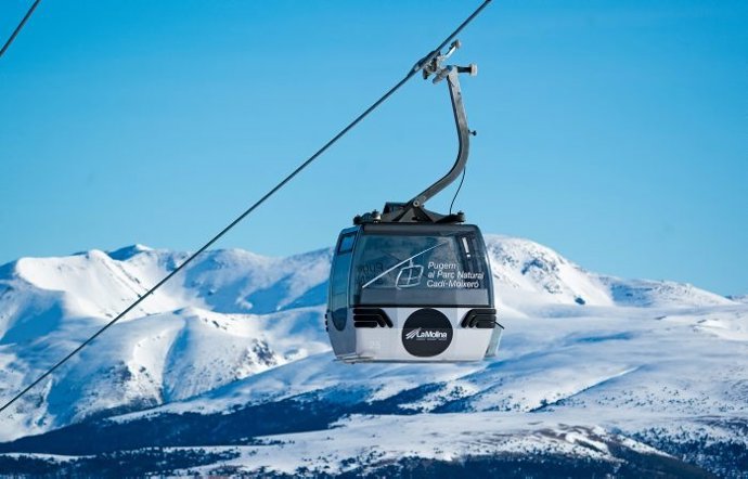 Estación de FGC de La Molina.