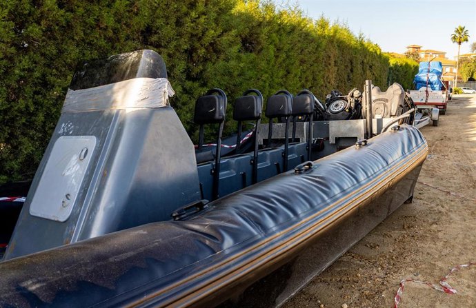 Detalle de una nacolancha de alta gama intervenida por la  Guardia Civil