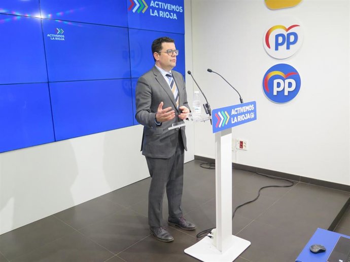El diputado regional del PP de La Rioja, Alfonso Domínguez, ha anunciado que su Grupo presentará una enmienda a la totalidad al Proyecto de Presupuestos de La Rioja